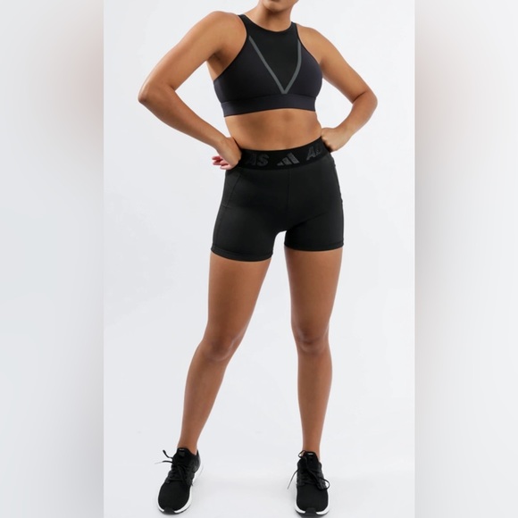 adidas Pants - NWT Adidas Women’s Techfit Badge of Sport Shorts